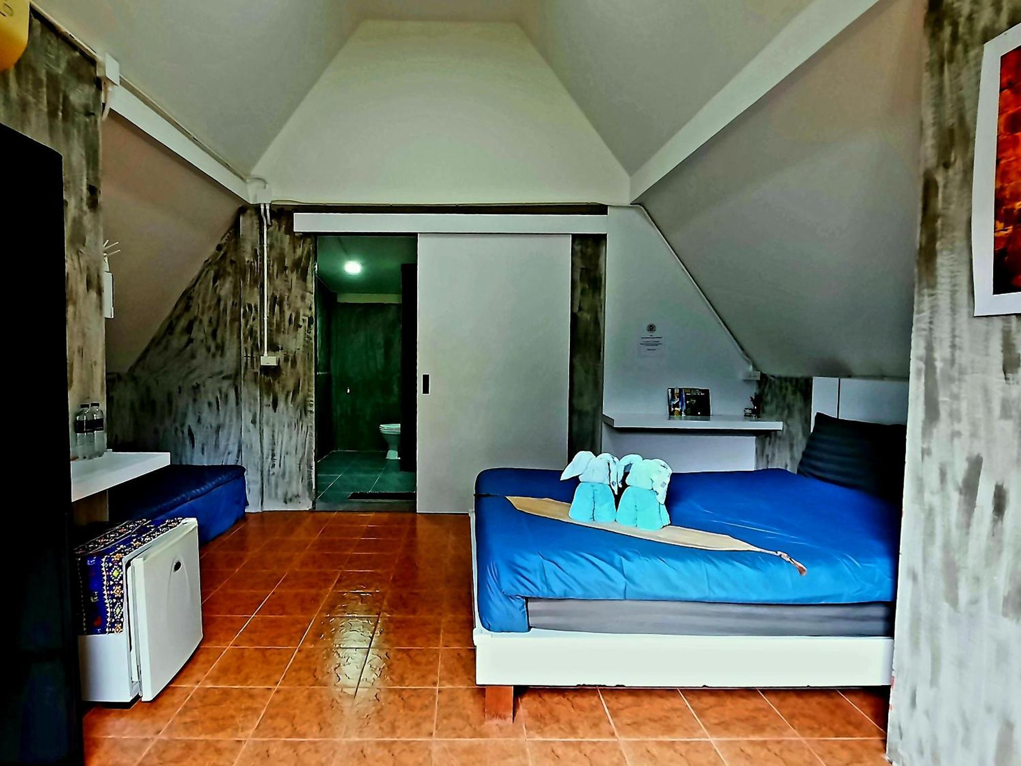 Cashewnut Tree Resort เกาะลันตา ภายนอก รูปภาพ