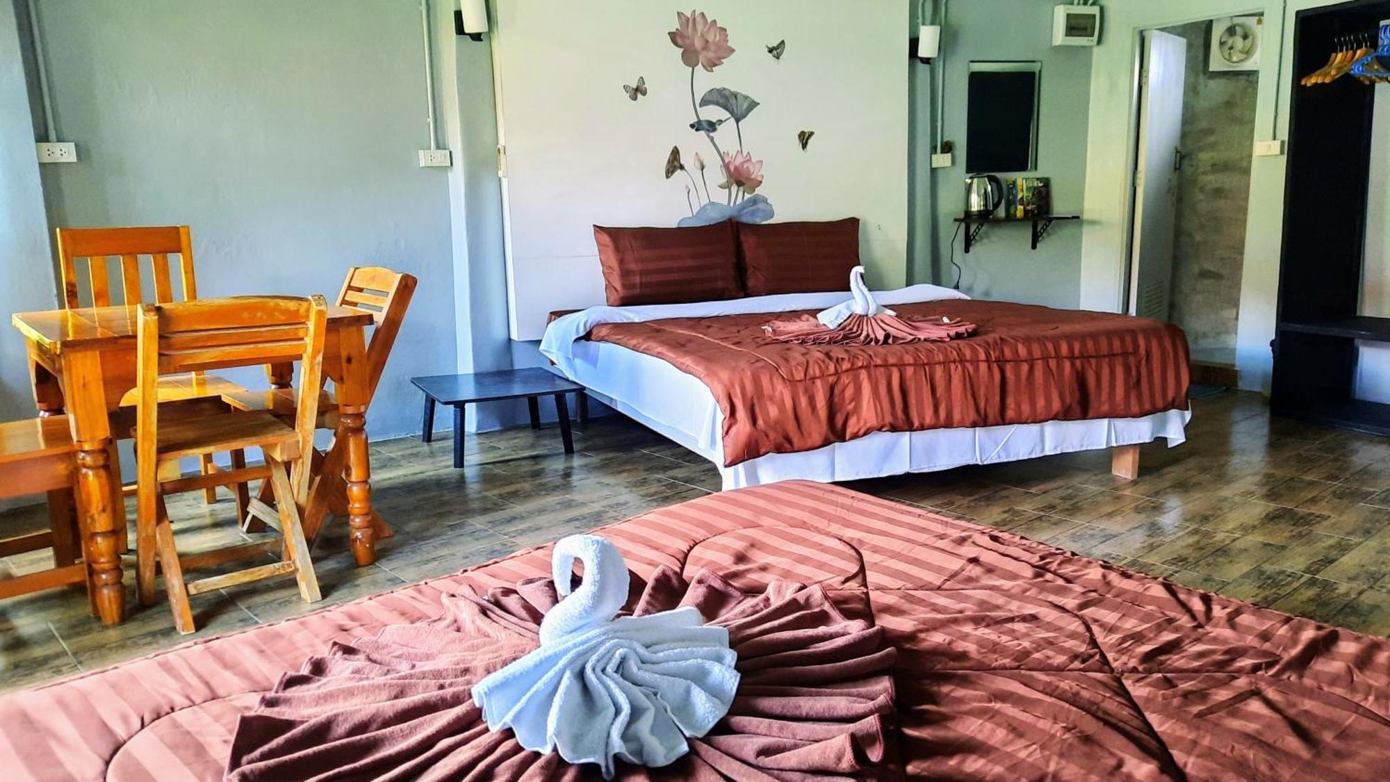 Cashewnut Tree Resort เกาะลันตา ภายนอก รูปภาพ
