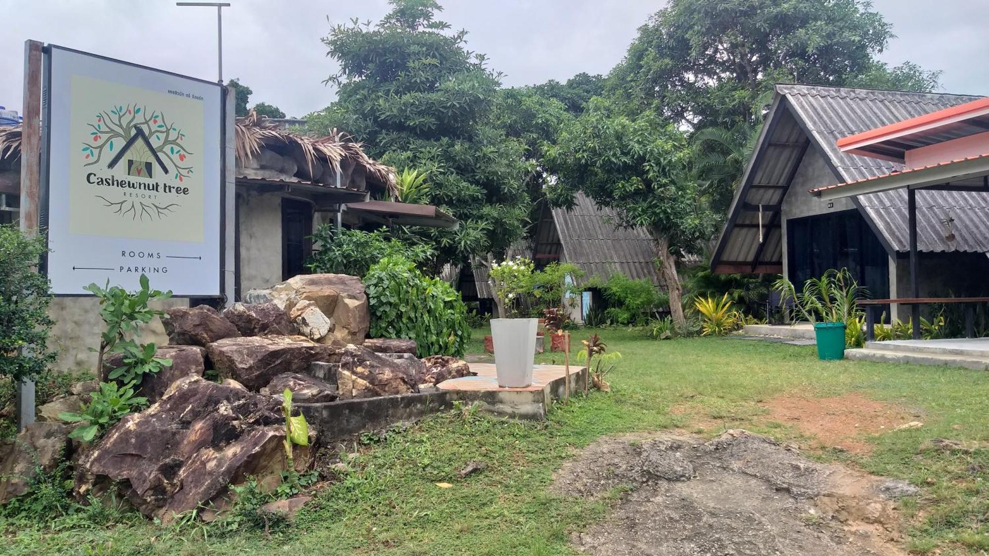Cashewnut Tree Resort เกาะลันตา ภายนอก รูปภาพ